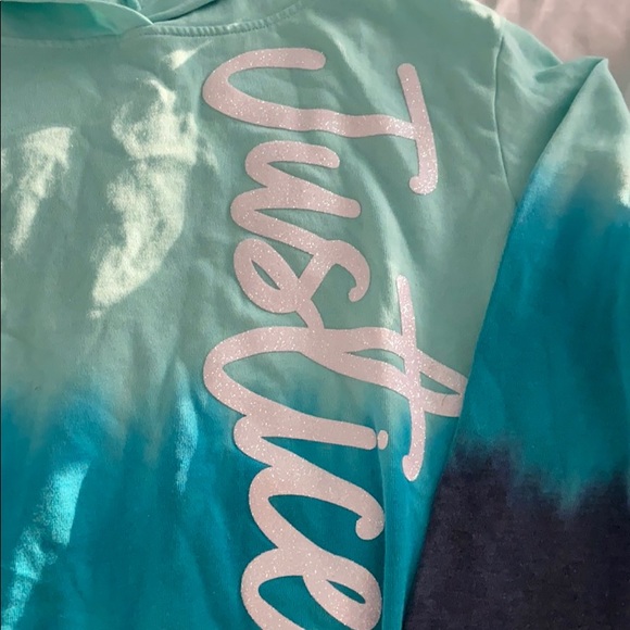 Asymmetrical sweatshirt - Picture 2 of 3